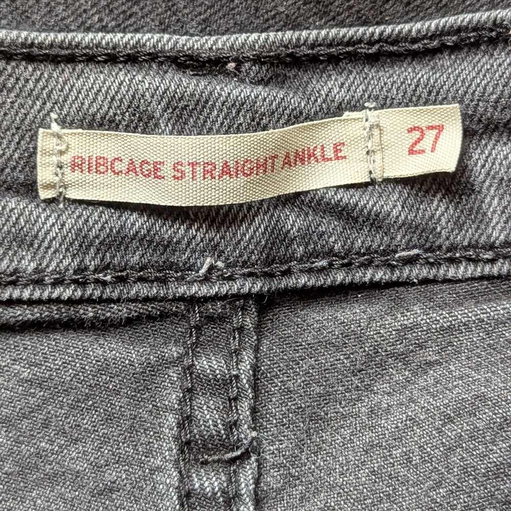 Levi’s Iconic Ribcage High Rise Straight Leg Jeans Black Denim Sz 27 - Picture 7 of 16